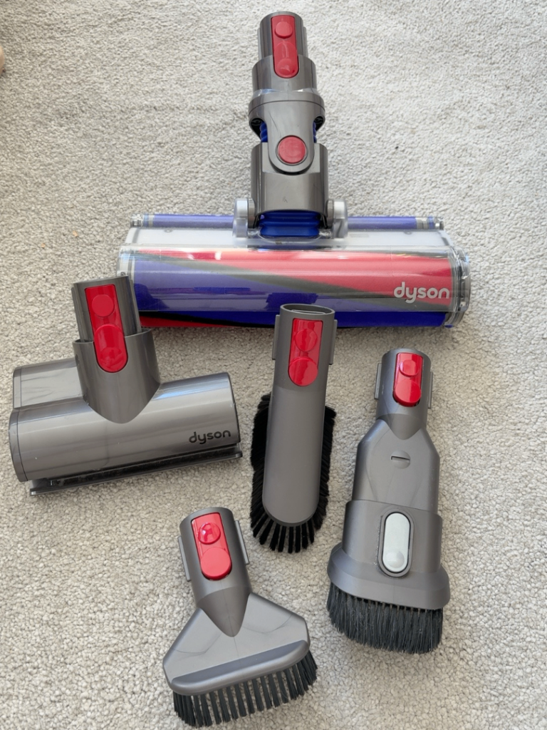 Dyson Cordless Bundle – 2 Heads & 3 Tools