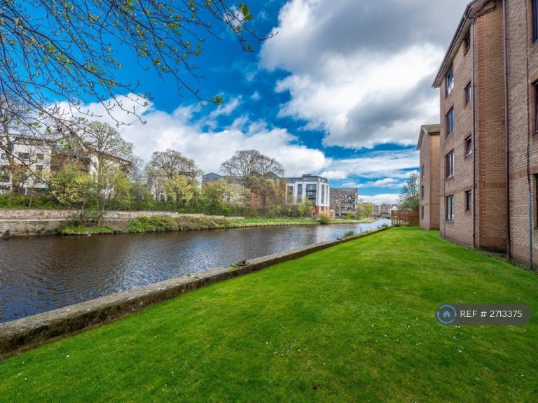 1 bedroom flat in Sheriff Park, Edinburgh, EH6 (1 bed) (#2713375)