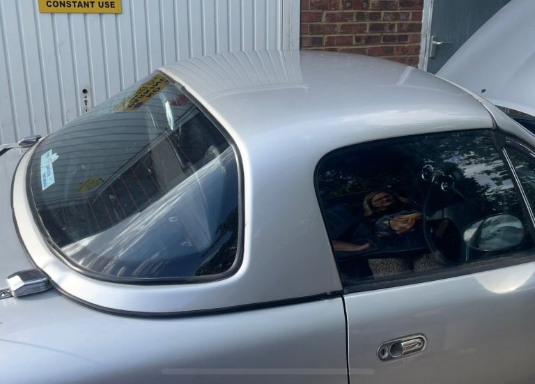 Mx5 Hardtop in Silver. Fits mk1 mk2 mk2.5 Immaculate!! Eunos
