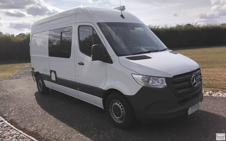Mercedes Sprinter Scandivan SV907, Gas-Less, Off grid, All-season   