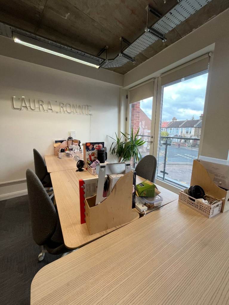 Office | Creative Space | Beauty Room | Commercial Unit | Workspace in Leyton East London E10