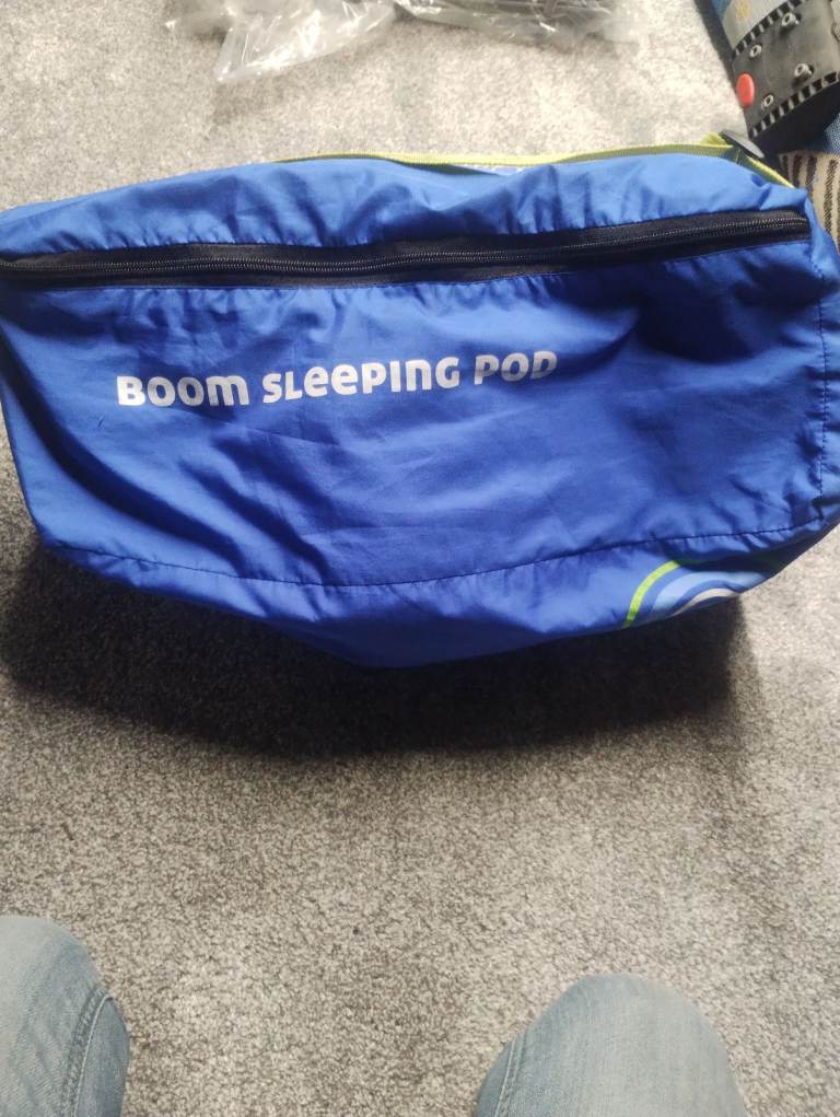 Hi gear sleeping pod/ bag