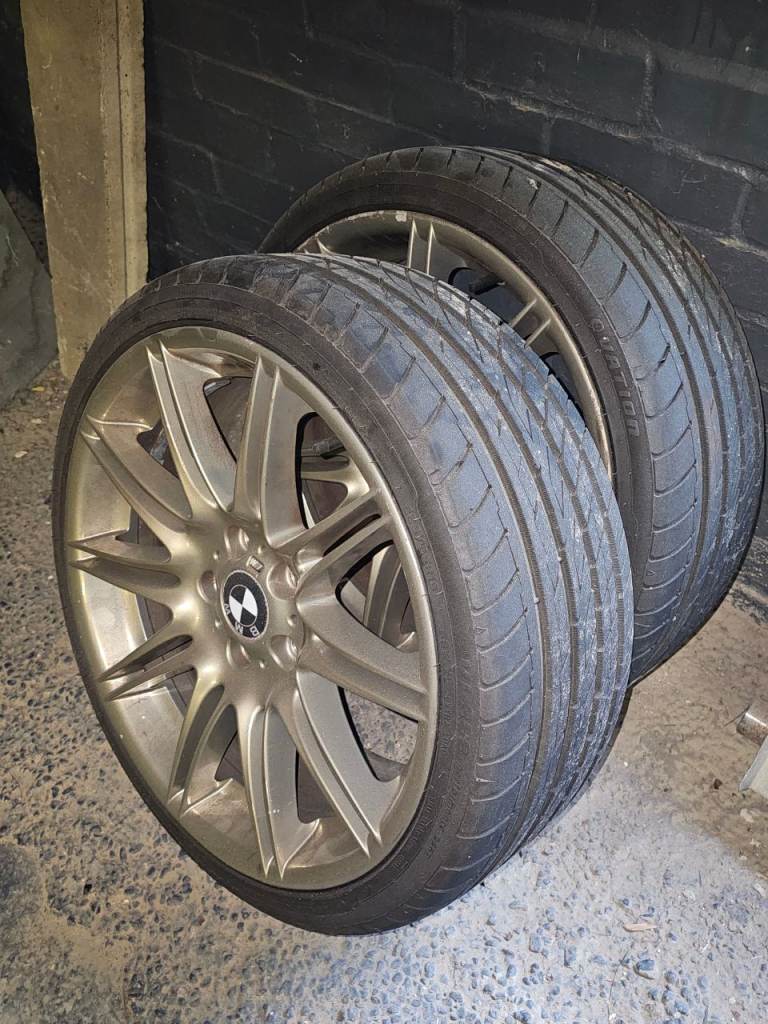 Bmw 2x front 19 alloy wheels