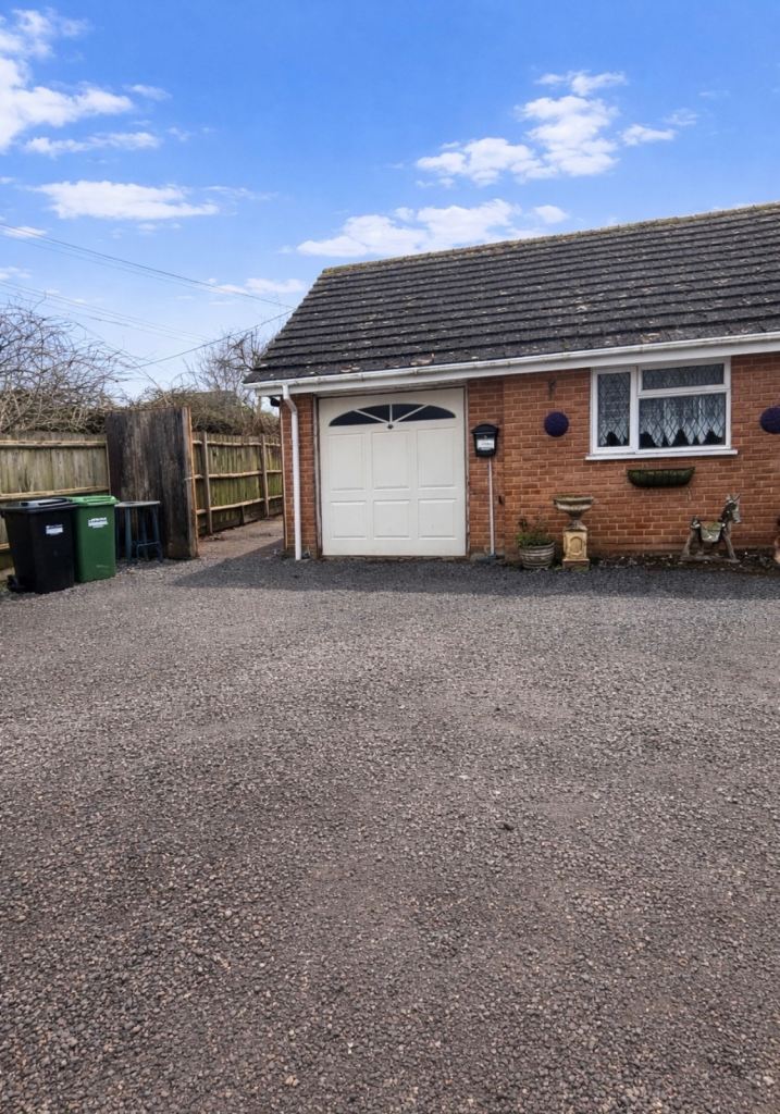 Semi detached property fordingbridge