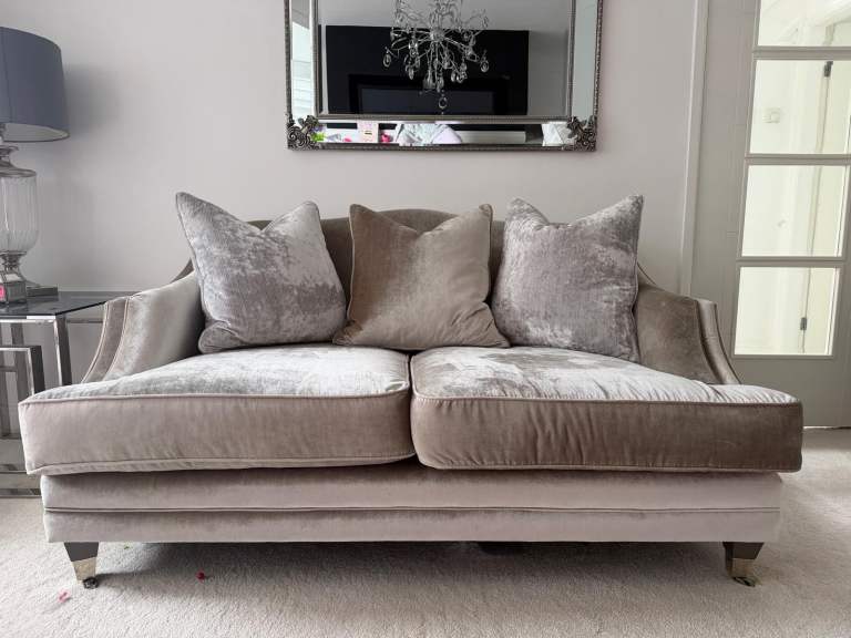 2 seater couch and snuggle chair 