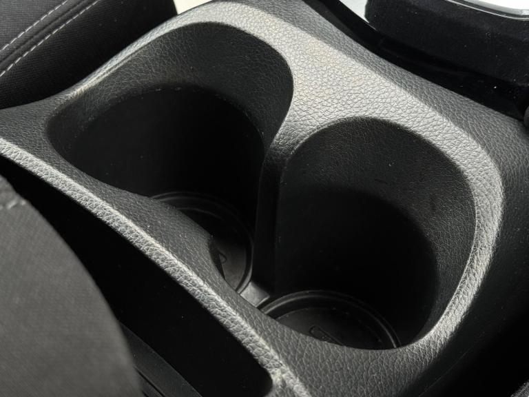 2017 Nissan Qashqai 1.2 DiG-T N-Connecta 5dr Xtronic HATCHBACK PETROL Automatic