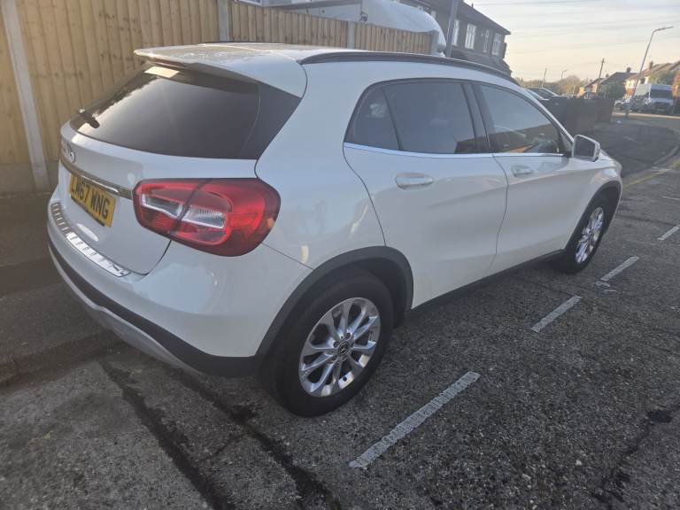 Mercedes-Benz, GLA, Estate, 2017, Semi-Auto, 2143 (cc), 5 doors