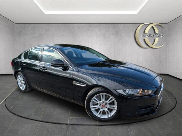 JAGUAR XE 2.0i Prestige Auto Euro 6 (s/s) 4dr 2017