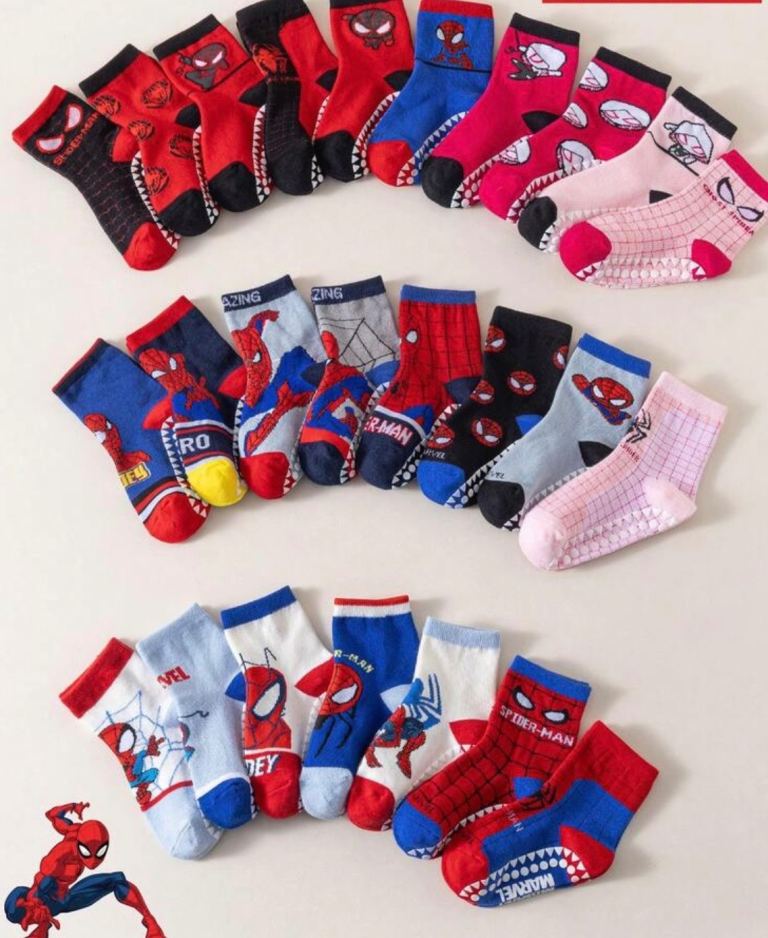 Spider-Man sock 3 pairs with anti slip bottoms 