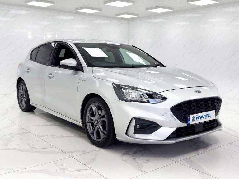 2018 Ford Focus 1.0T EcoBoost ST-Line Hatchback 5dr Petrol Manual Euro 6 (s/s) (125 ps) FUL Hatch...