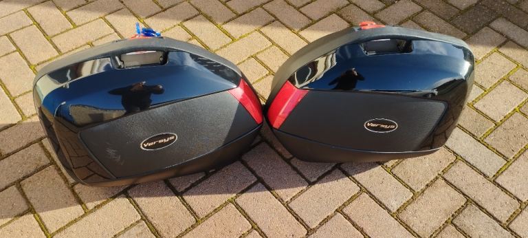 Givi V35 hard panniers