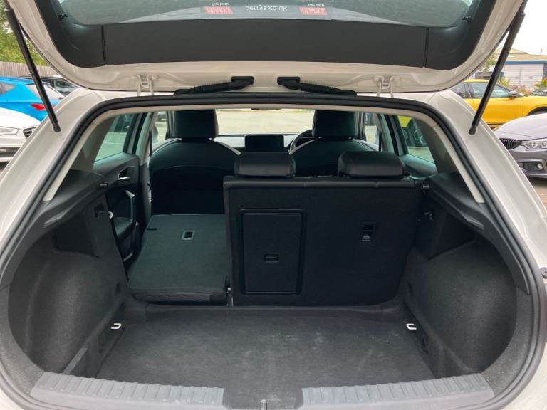 2025 SEAT Leon 1.0 eTSI FR 5dr DSG Hatchback PETROL Automatic