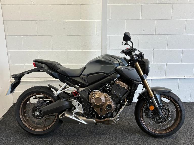 HONDA CB650R ABS ** One Owner - 4634 miles - All Keys and Books **