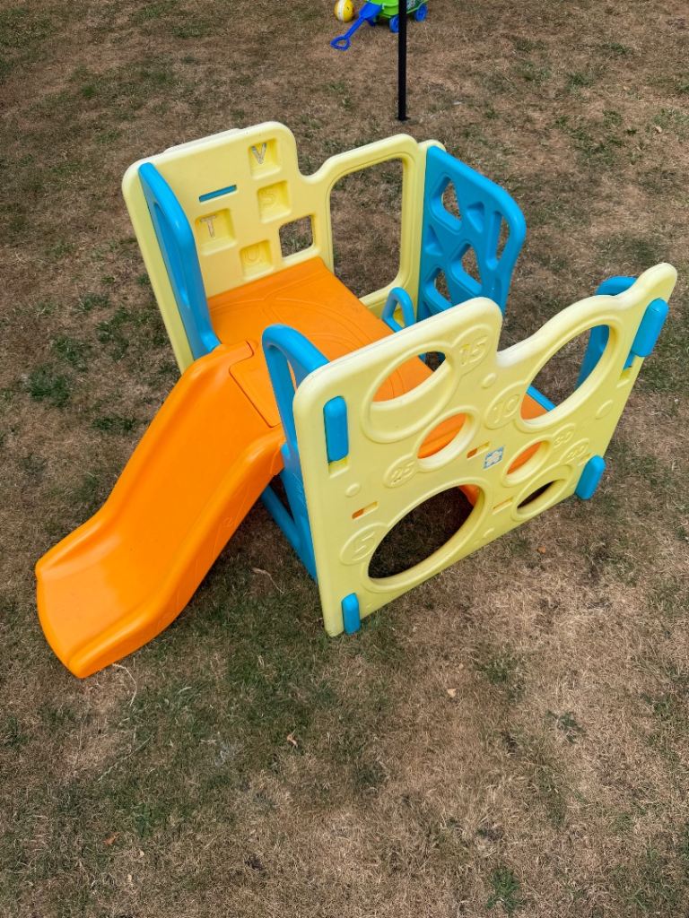 Kids Garden Slide and Climber Play Centre – Good Condition