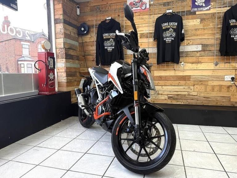 KTM 390 Duke 390  Naked 