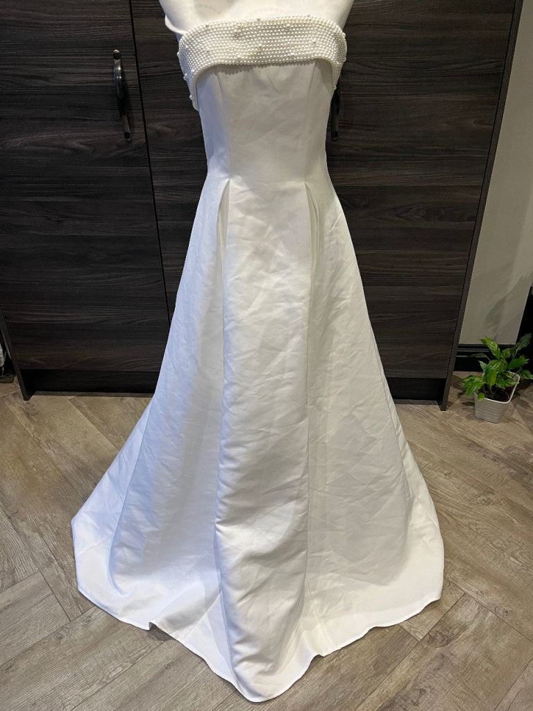 Chi chi wedding dress size 8