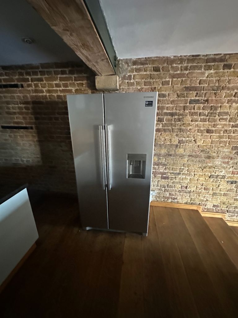 Samsung fridge freezer 