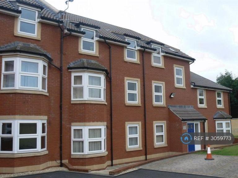 1 bedroom flat in Bartley Court, Bristol, BS5 (1 bed) (#3059773)