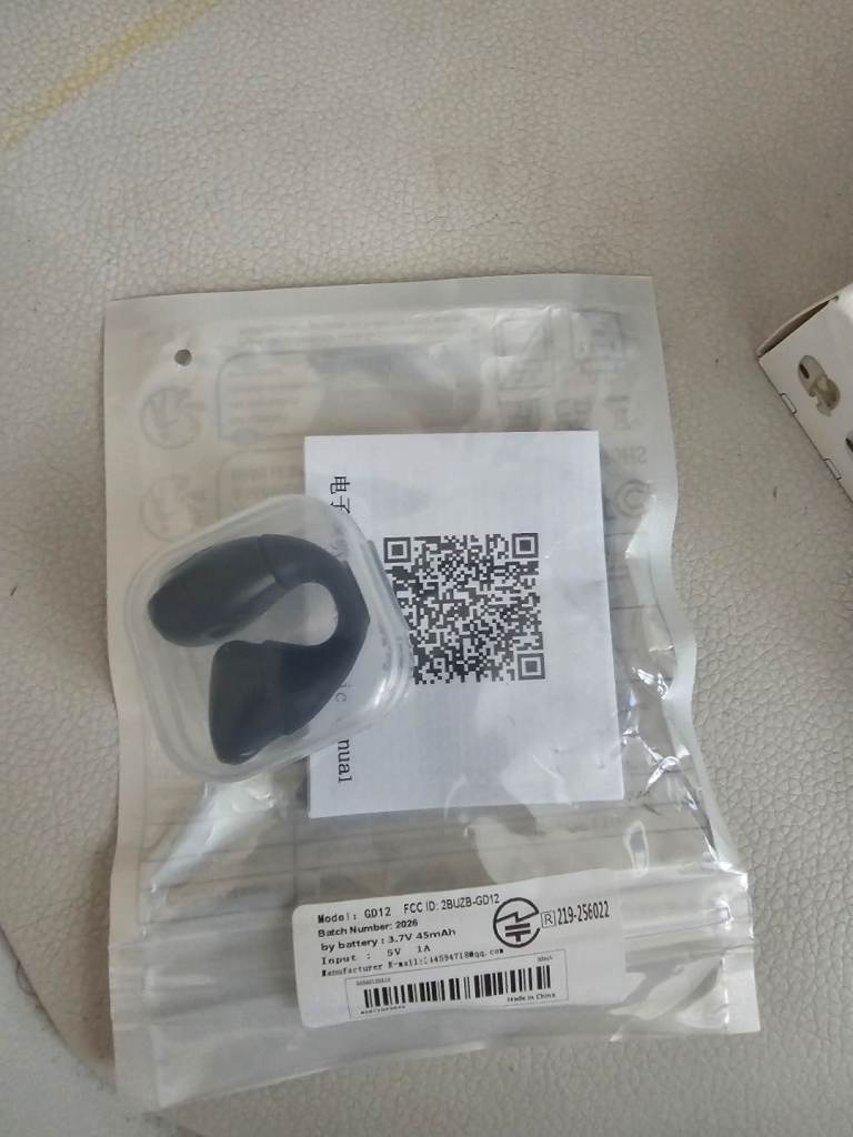 1pc Single Ear wireless earbud. Can deliver nearby.
