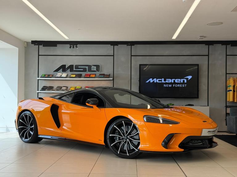 2025 McLaren GT V8 2dr SSG Auto COUPE PETROL Manual