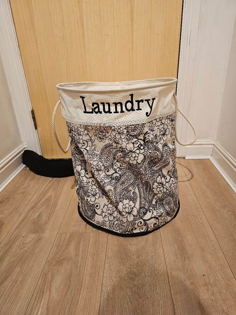 Black and White paisley design, foldable, laundry basket.  Free, collection S6.