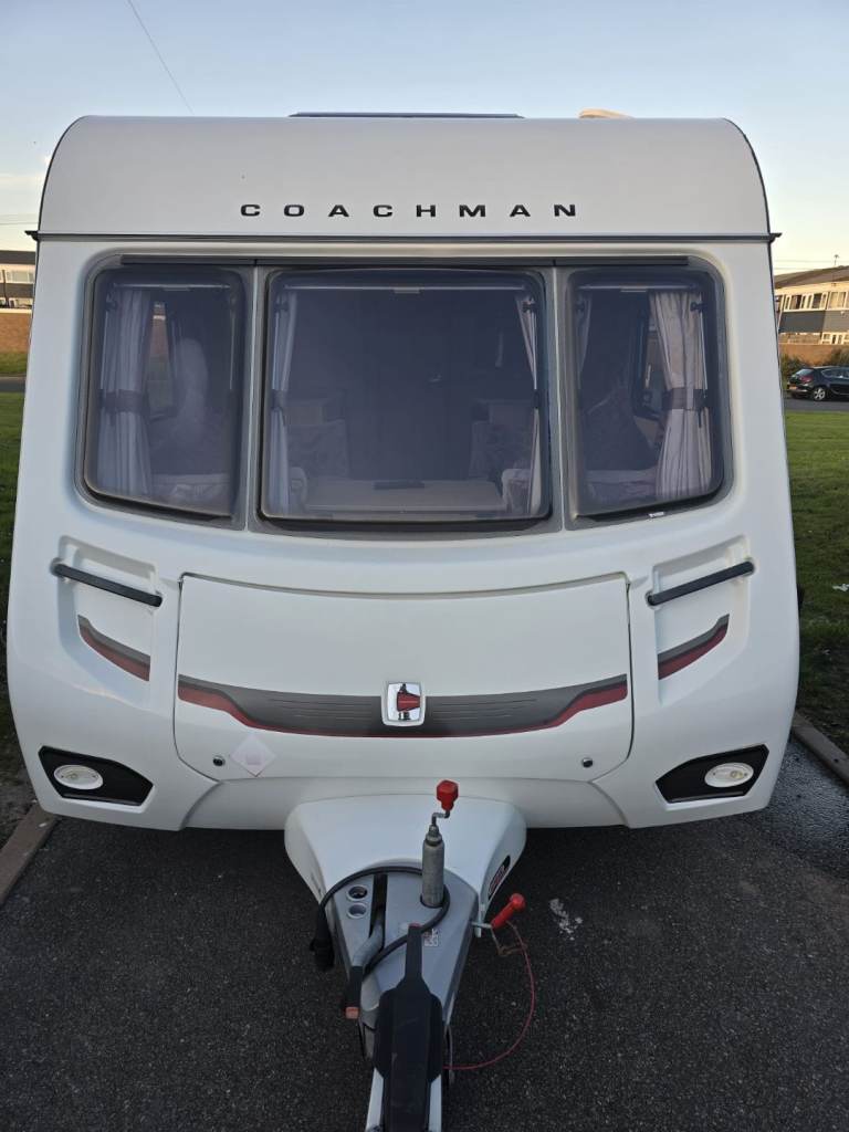 Coachman amara 2014