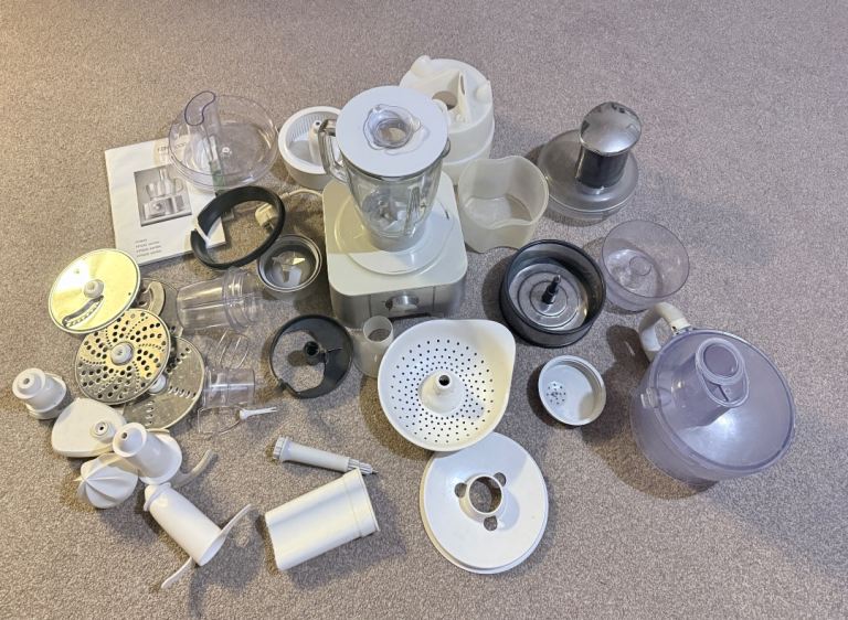 Kenwood Multi Pro FP920 Food Processor Blender Full Set