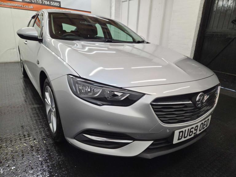 2019 Vauxhall Insignia 1.6 Insignia Tech Line Nav TD 5dr Hatchback Diesel Manual
