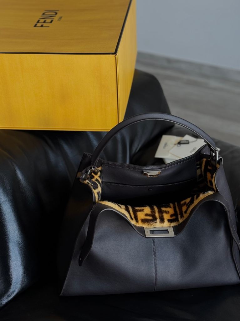 Fendi Peekaboo X Lite Bag 