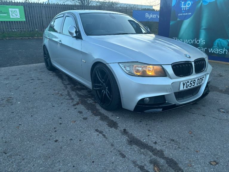 BMW, 3 SERIES, Saloon, 2009, Manual, 1995 (cc), 4 doors