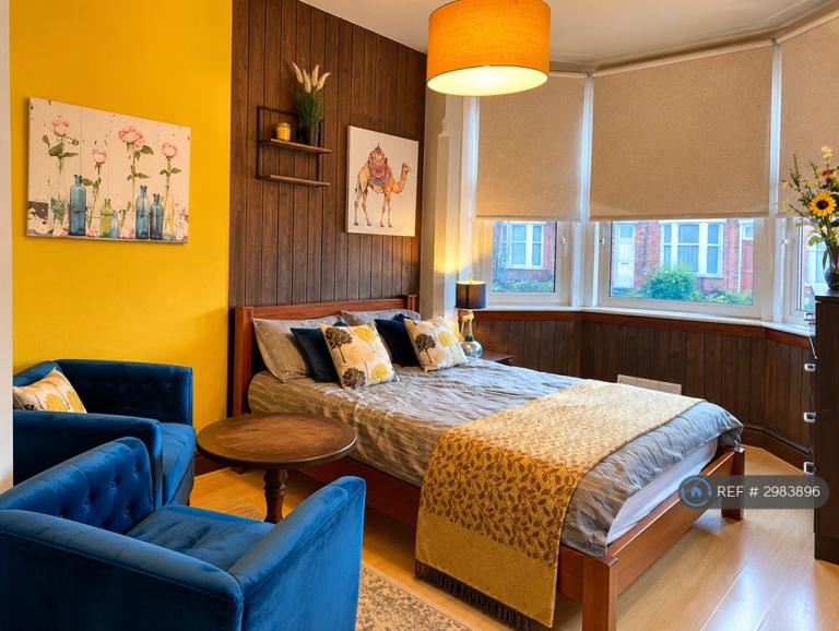 1 bedroom in Nottingham Road, Nottingham, NG7 (#2983896)