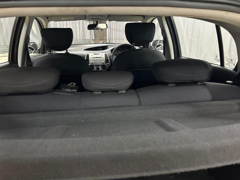 2009 Hyundai i20 1.4 Comfort 5dr Auto HATCHBACK Petrol Automatic