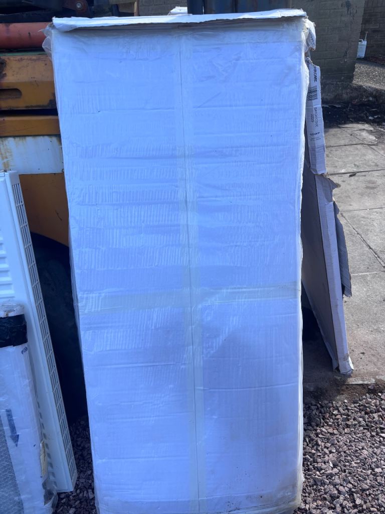 1200 x 500 Cream designer towel rail