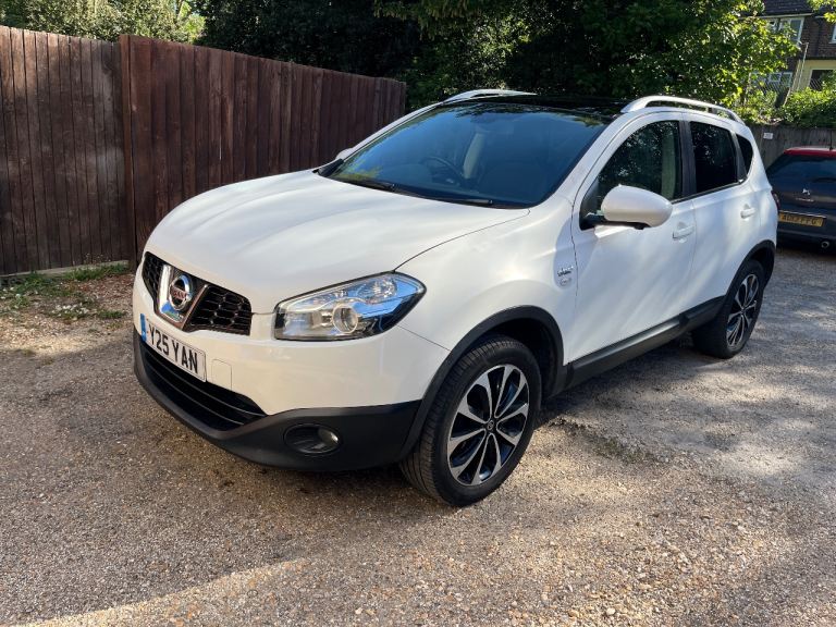 Nissan, QASHQAI, Hatchback, 2012, Manual, 1461 (cc), 5 doors