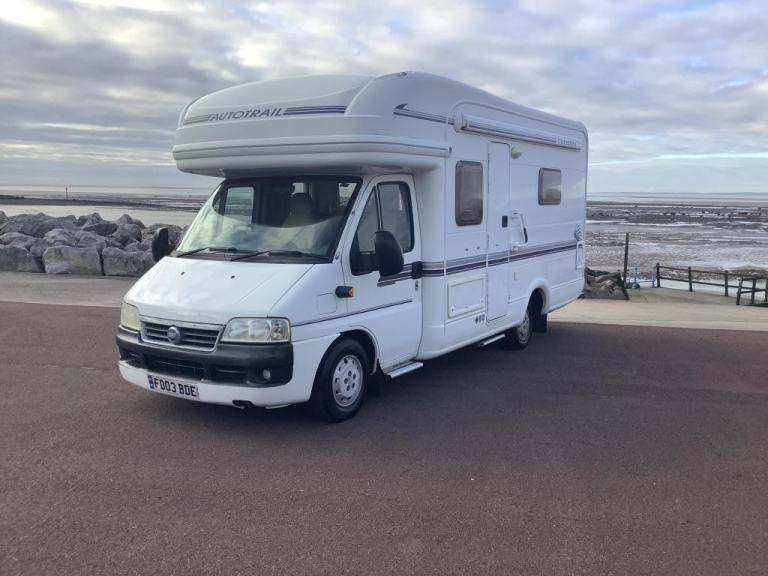 2003 (03) AUTO-TRAIL CHEYENNE 632 FIXED DOUBLE BED COACHBUILT