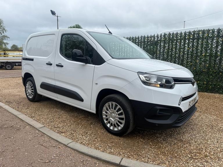 2022 Toyota ProAce 1.5 BlueHDi Icon L1 H1 SWB PANEL VAN - WHITE Panel Van Diesel Manual
