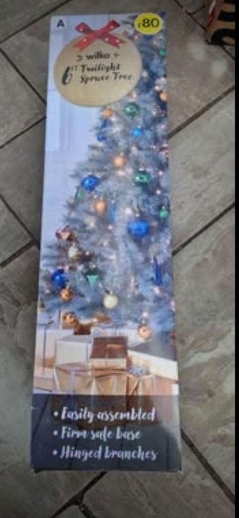 Christmas tree 6ft