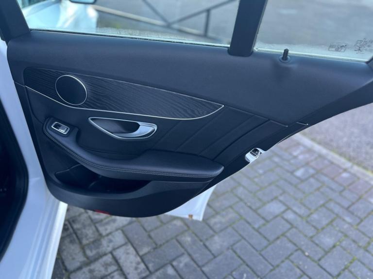 2016 Mercedes-Benz C Class C220 D AMG LINE AUTO Saloon Diesel Automatic