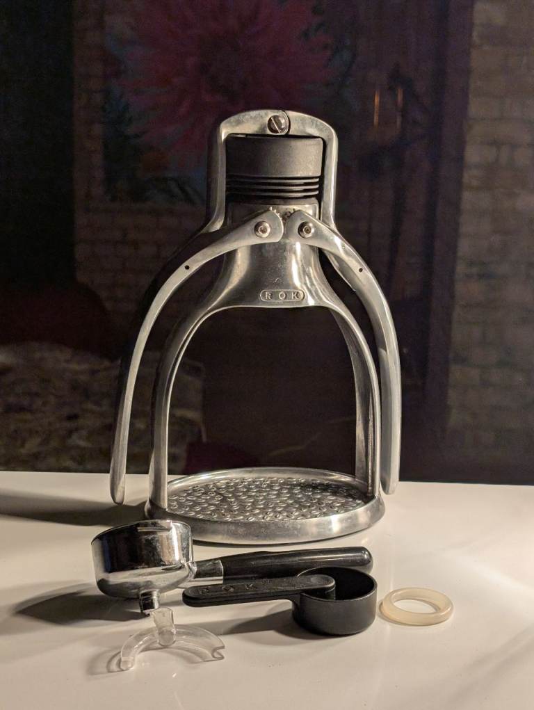 Rok EspressoGC -- manual espresso maker