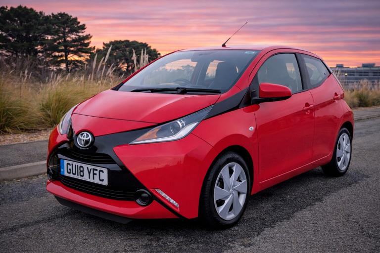 2018 Toyota AYGO 1.0 VVT-i X-Play 5dr HATCHBACK Petrol Manual