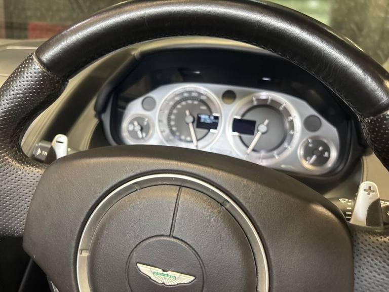 2011 Aston Martin Vantage 4.7 V8 Roadster 2dr Petrol Sportshift Euro 4 (420 bhp) Convertible Petr...