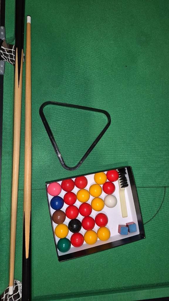 HY-PRO POOL AND SNOOKER TABLE 