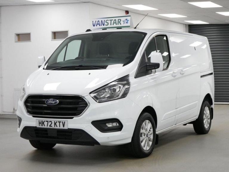 72 FORD TRANSIT CUSTOM 280 2.0 EBL 130 BHP SWB LIMITED EDITION ( REAR CAMERA )
