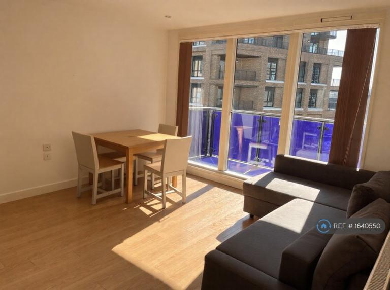 2 bedroom flat in Adana Building, London, SE13 (2 bed) (#1640550)