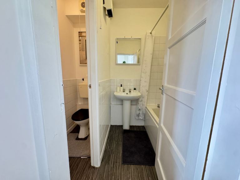 ONE/Studio Flat In Kidderminster ALL BILLS INCLUDED