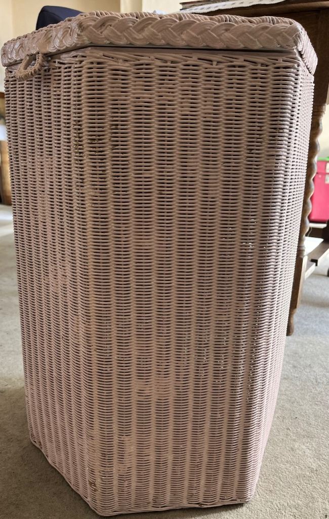 Lloyd Loom laundry basket 