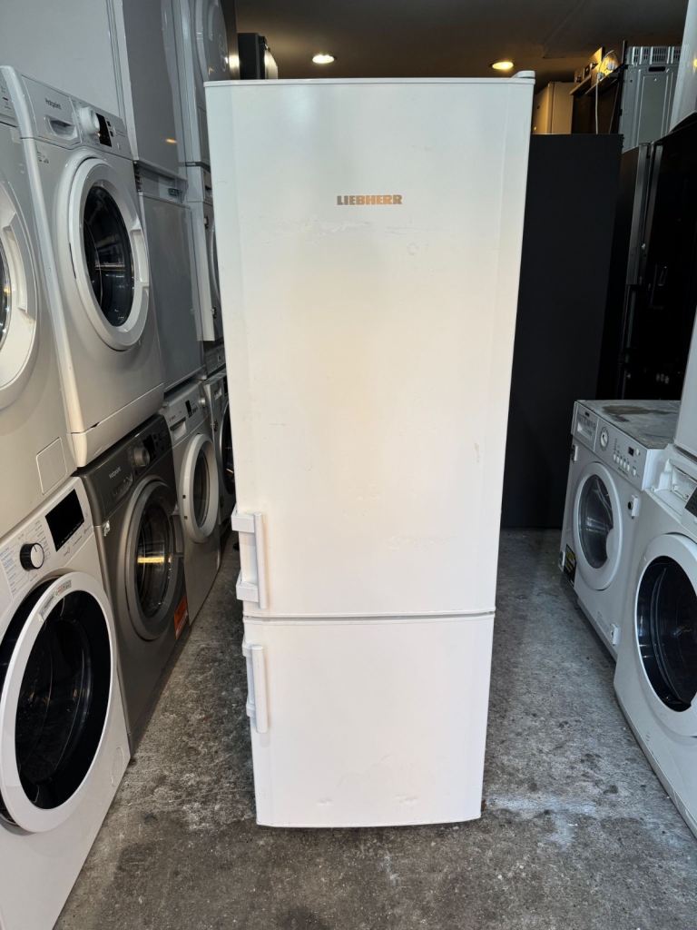 Liebherr White Colour Freestanding Fridge Freezer With Free Delivery 🚚 