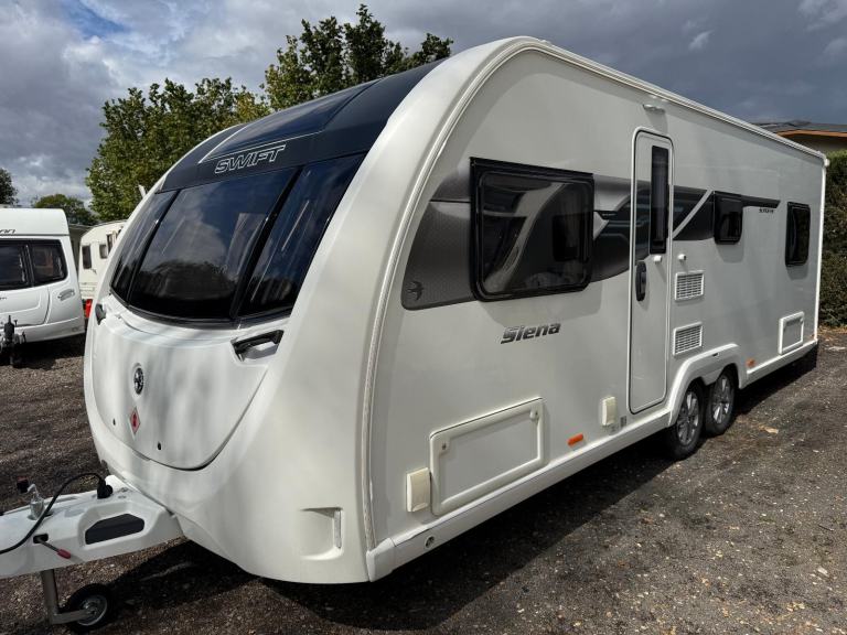 Swift Siena Super FB 6 berth fixed bed twin axel caravan