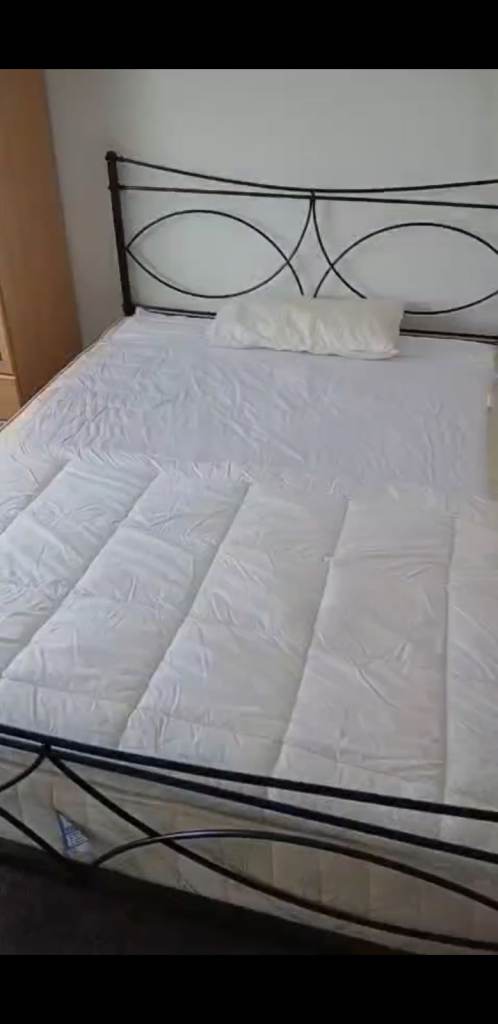 Spacious Double Room In North Finchley