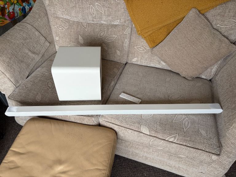 Samsung S801D sound bar and subwoofer (hdmi/wifi/bluetooth) music film hifi